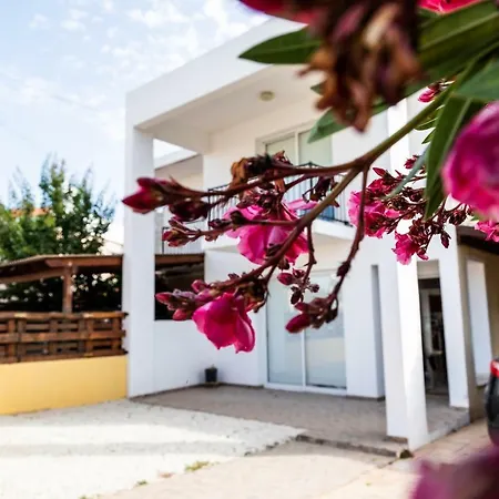 Nikoleta House 度假居 *