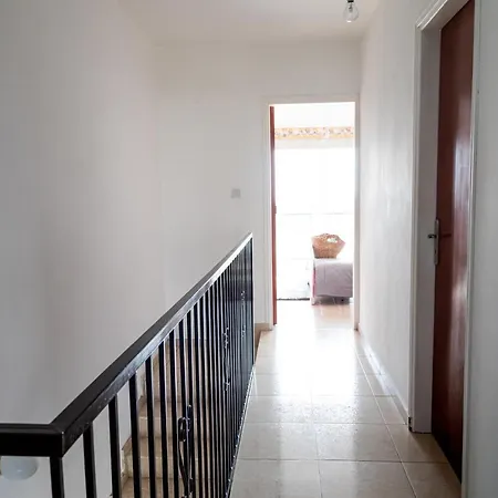 Nikoleta House * Emba